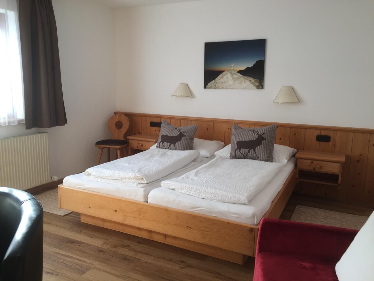 Appartment Sarlo Sankt Anton am Arlberg Bagian luar foto